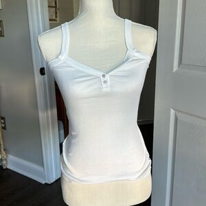white tank
